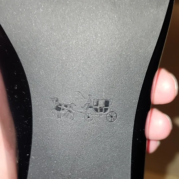 Coach UniPump Black Jet Mirror Kitten Heel Pump - Size 8.5 (Box D) - Picture 9 of 15